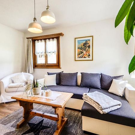 Chasa Curtins Apartment Valchava Luaran gambar